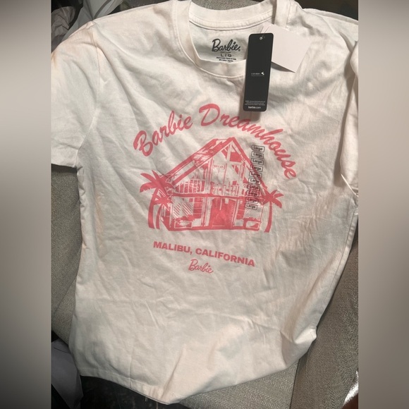 Barbie Dreamhouse NEW NWT t-shirt - Picture 1 of 2